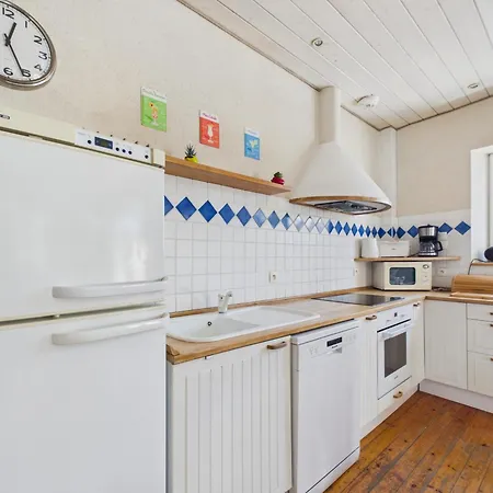 Casa de Férias Maison Pour 6 - Jardin Et Terrasse - 300m