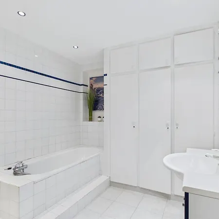 Casa de Férias Maison Pour 6 - Jardin Et Terrasse - 300m *
